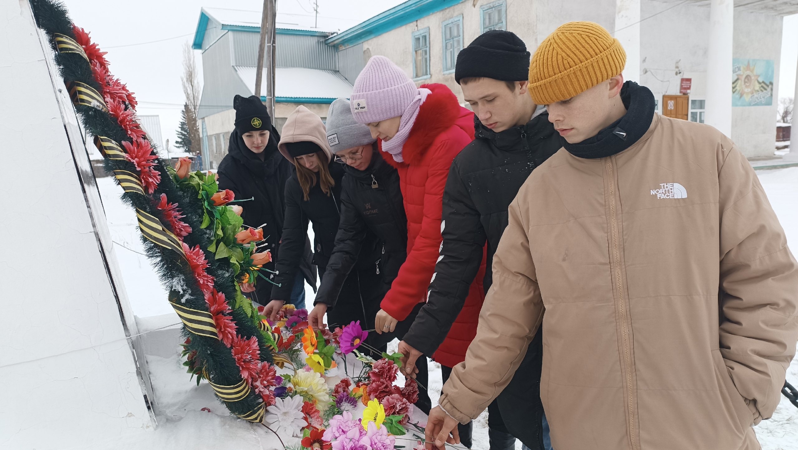 3 декабря - День неизвестного солдата..